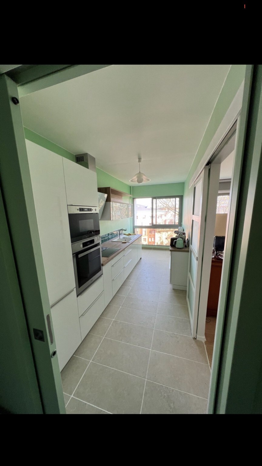 Cuisine après rénovation par VD Habitat